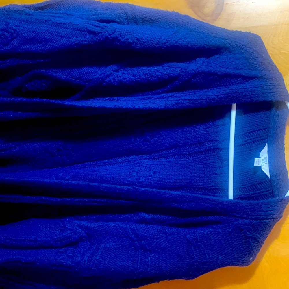 Bulky cardigan